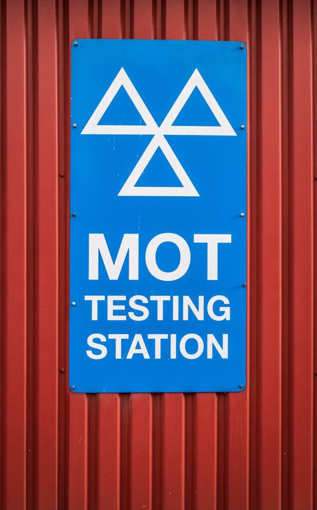 UK MOT Testing Sign