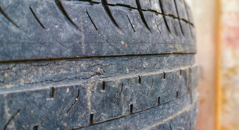 tyre cracks